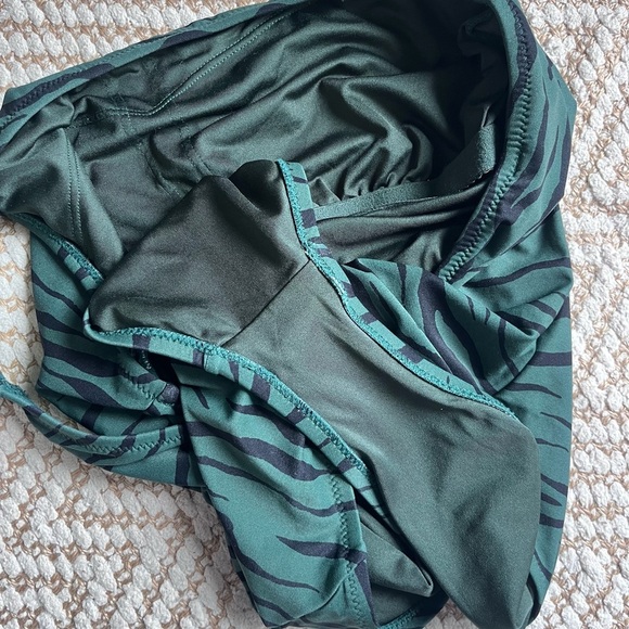 GAP One-Shoulder Green Zebra Print Swimsuit - Picture 5 of 6